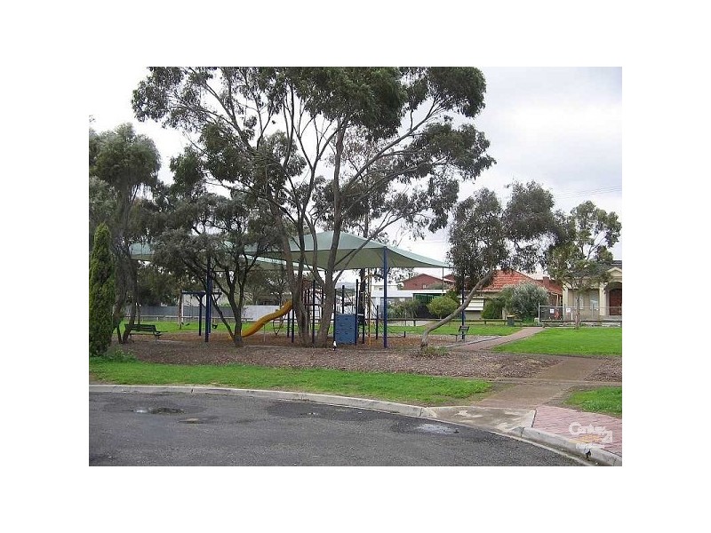 15 Mary Crescent, Newton SA 5074