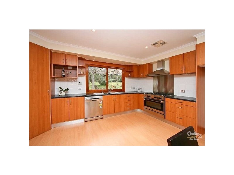 2A Kinnaird Crescent, Highbury SA 5089