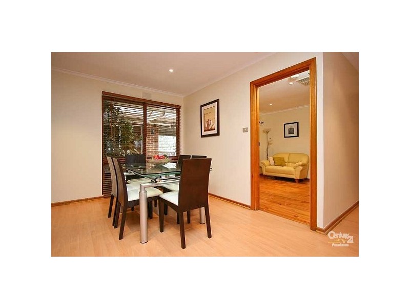 2A Kinnaird Crescent, Highbury SA 5089