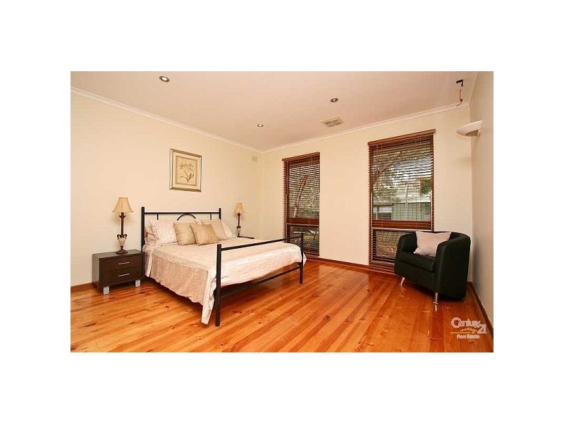 2A Kinnaird Crescent, Highbury SA 5089