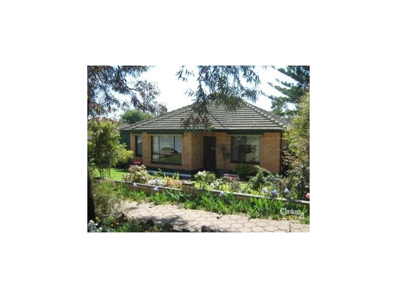 16 Gondola Grove, Para Hills SA 5096