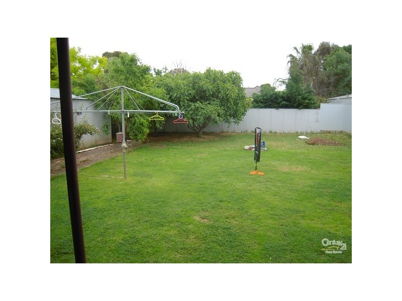 3 Kenwyn Drive, Campbelltown SA 5074