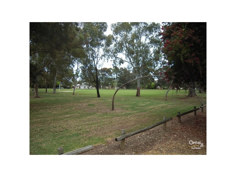 3 Kenwyn Drive, Campbelltown SA 5074