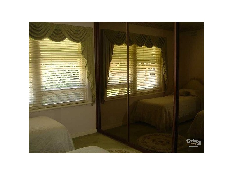 12 Meadow Avenue, Campbelltown SA 5074