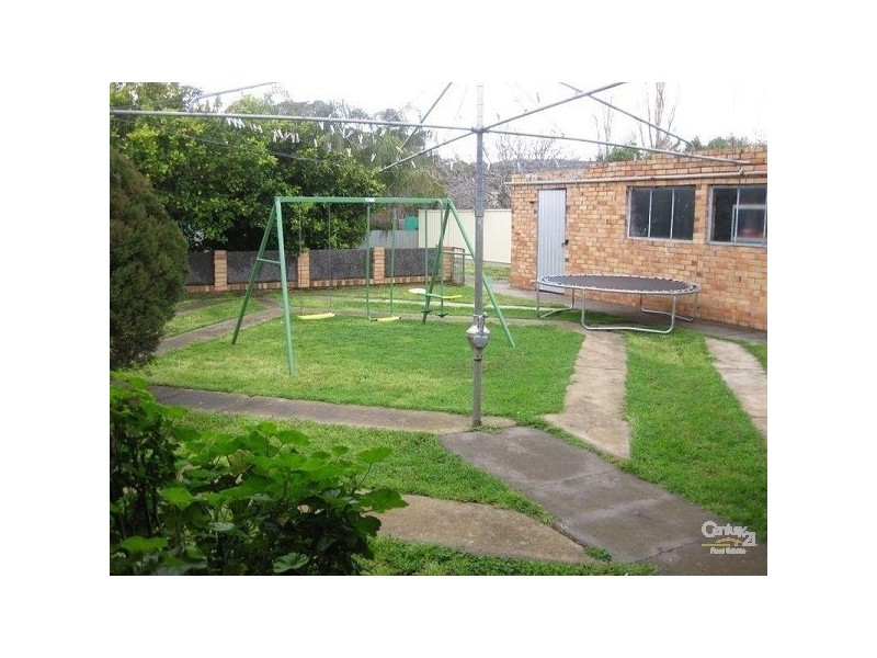 3 Meadow Avenue, Campbelltown SA 5074