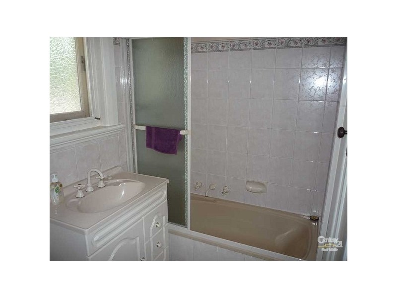 8 Rheims Street, Broadview SA 5083