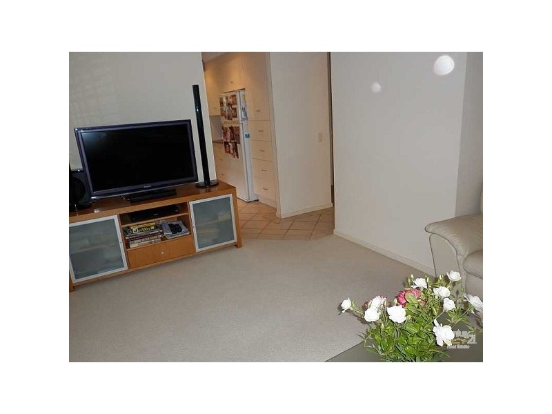 2 Thorpe Street, Oakden SA 5086