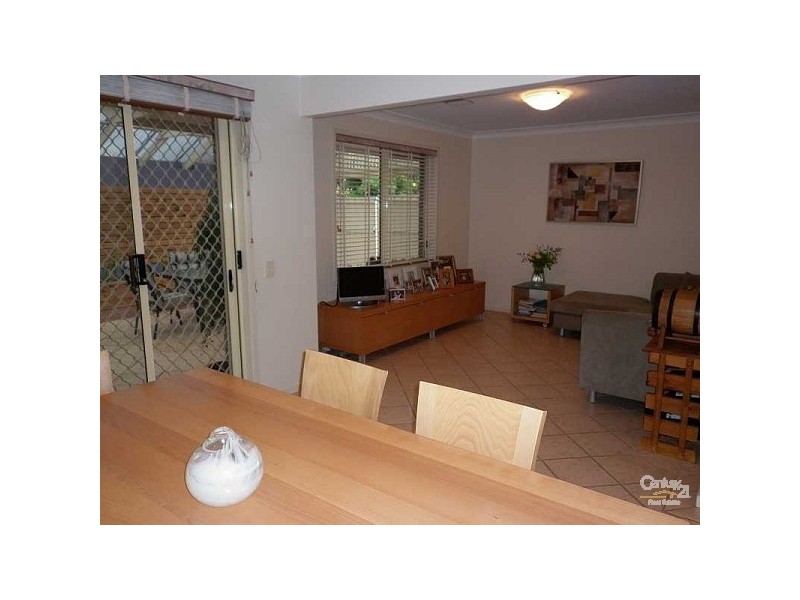 2 Thorpe Street, Oakden SA 5086