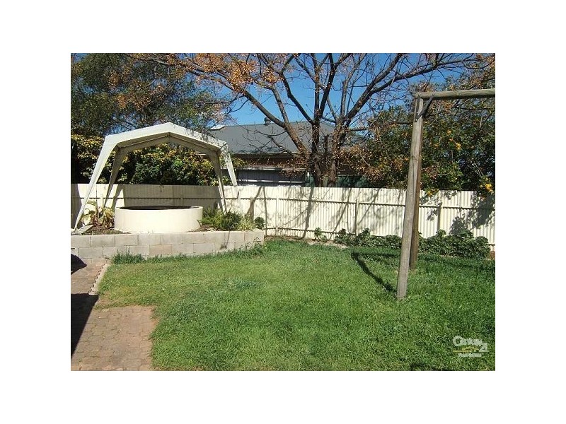 15 Sandville Avenue, Broadview SA 5083