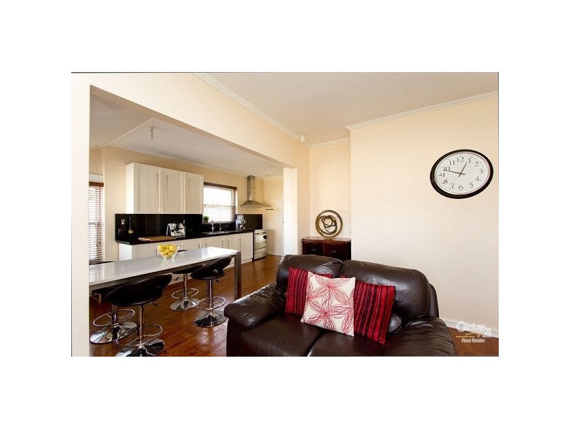 32 Ingerson Street, West Beach SA 5024