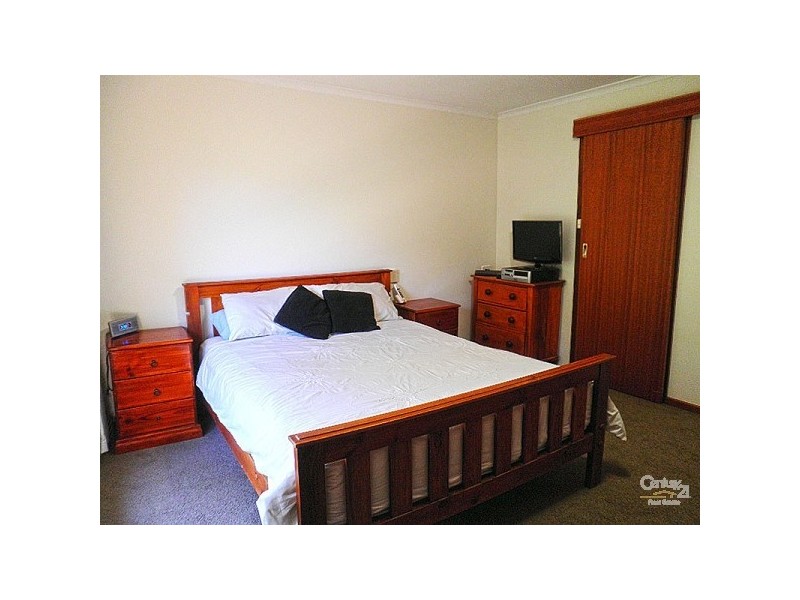 19 Kenwyn Drive, Campbelltown SA 5074
