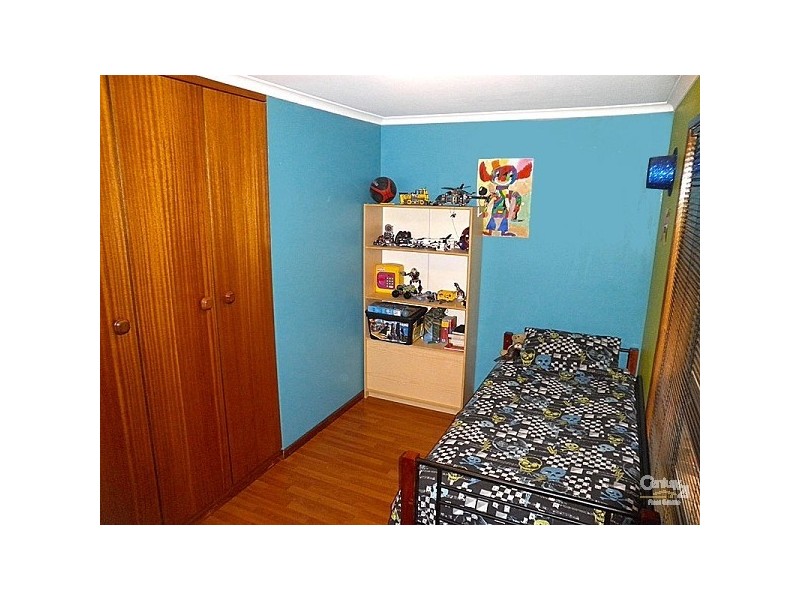 19 Kenwyn Drive, Campbelltown SA 5074