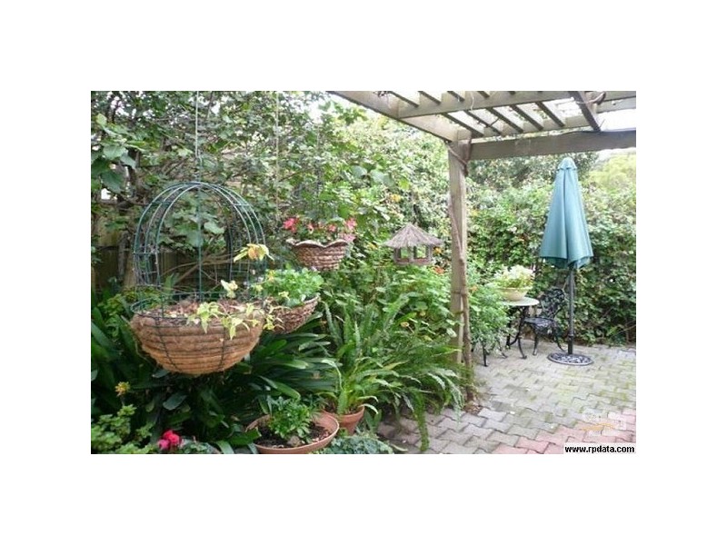 14 Kenwyn Drive, Campbelltown SA 5074