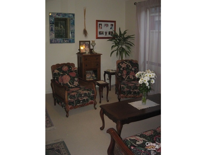 17 Knightsbridge Terrace, Oakden SA 5086