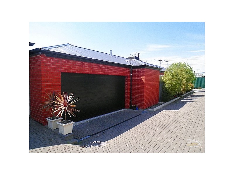 16 Ramsay Avenue, Hillcrest SA 5086