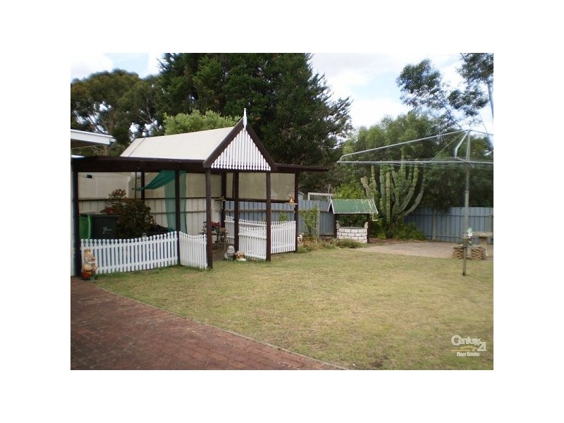 33 Launceston Avenue, Banksia Park SA 5091