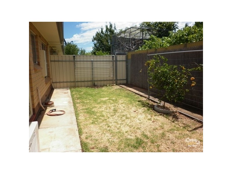2/ 5 Moore Crescent, Campbelltown SA 5074