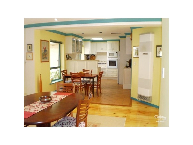 4 Flavel Street, West Beach SA 5024