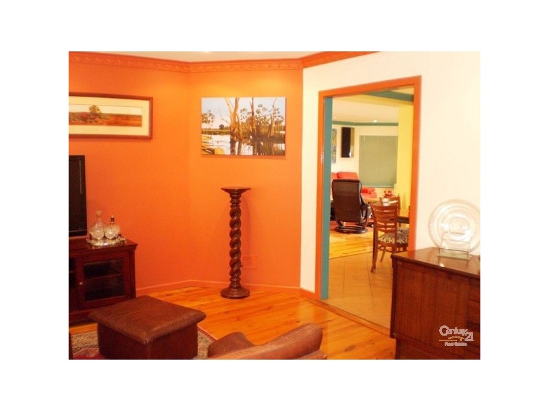 4 Flavel Street, West Beach SA 5024