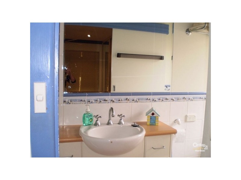 4 Flavel Street, West Beach SA 5024