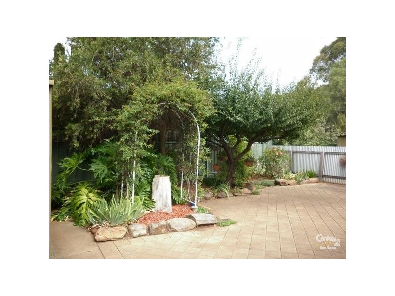 3 Edwards Court, Para Hills West SA 5096