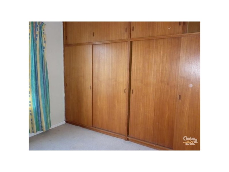 32 Robert Court, Para Hills SA 5096