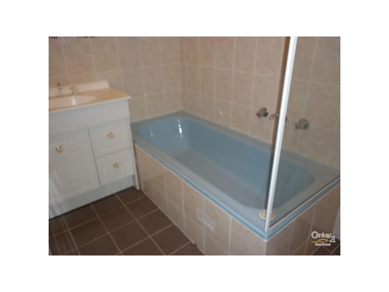 32 Robert Court, Para Hills SA 5096