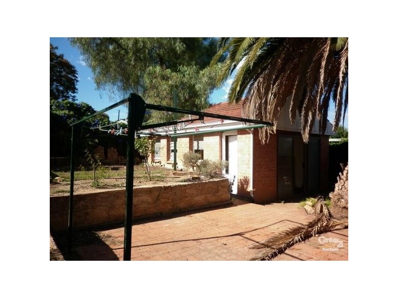 32 Robert Court, Para Hills SA 5096