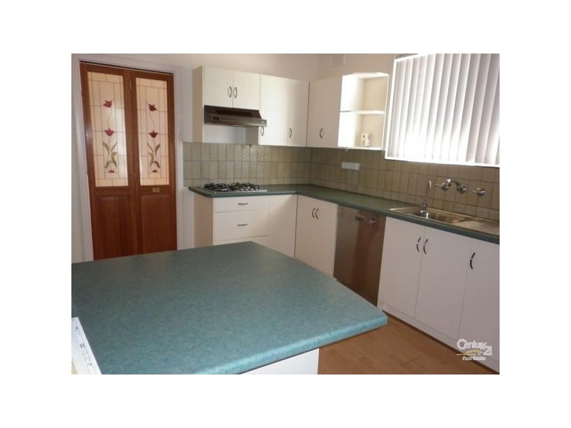 33 Lanark Avenue, Mitchell Park SA 5043