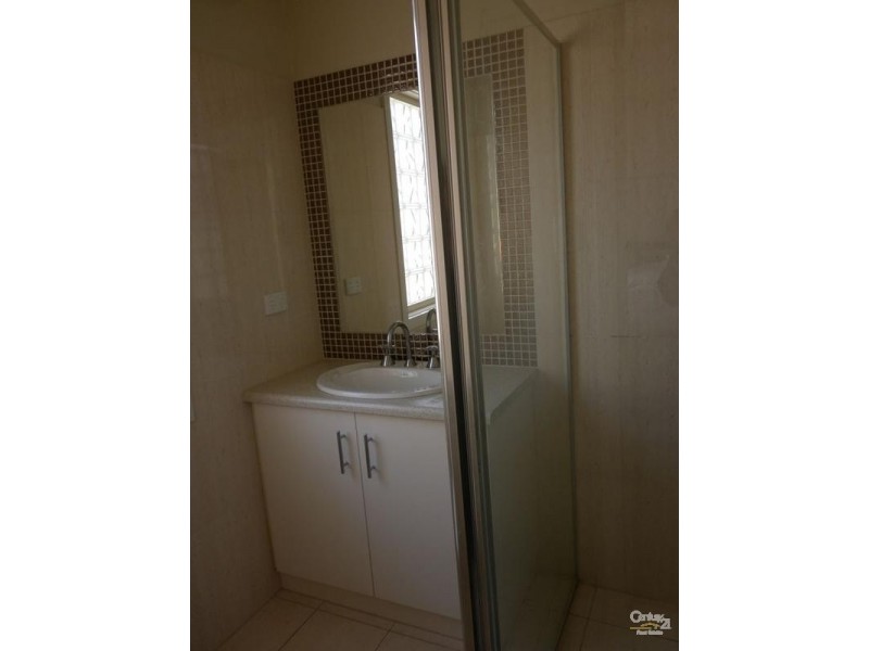 3A Leslie Avenue, Campbelltown SA 5074