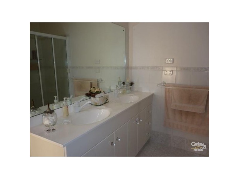 29 Glenbrook Close, Marden SA 5070