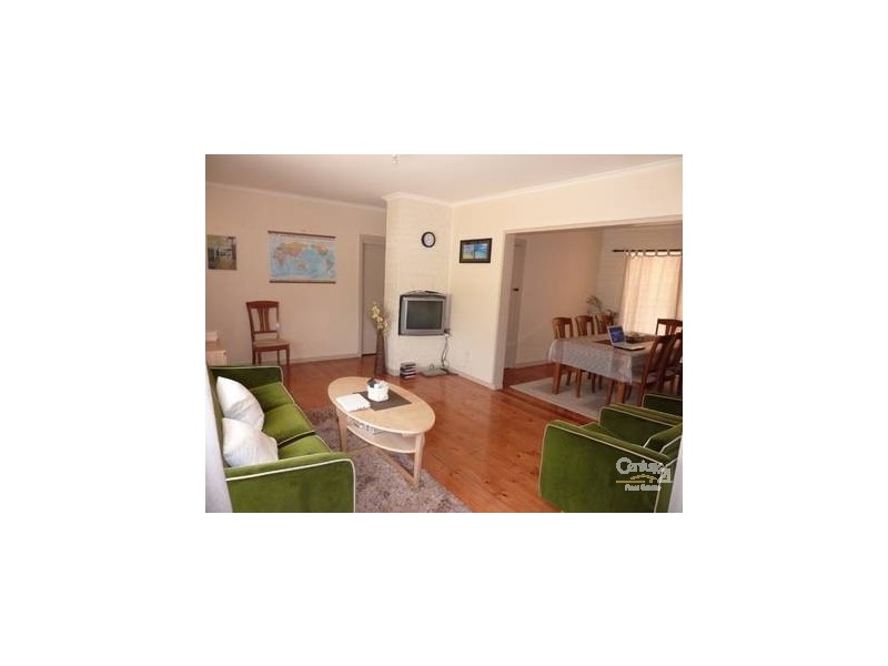 11 Chrysler Drive, Holden Hill SA 5088