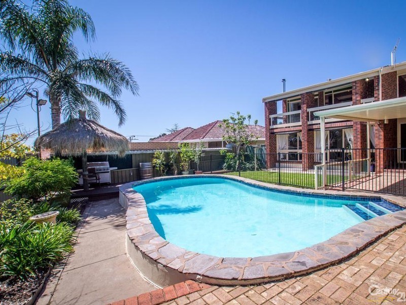 4 Sherwood Avenue, Rostrevor SA 5073