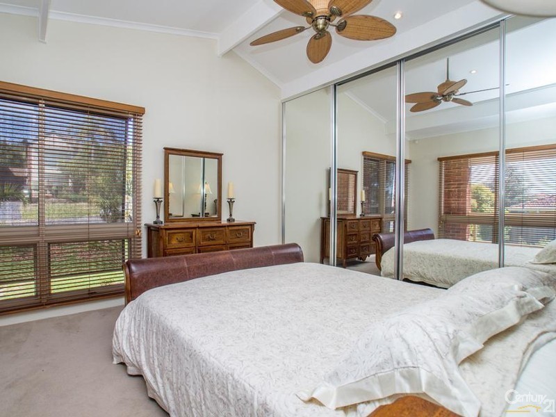 4 Sherwood Avenue, Rostrevor SA 5073