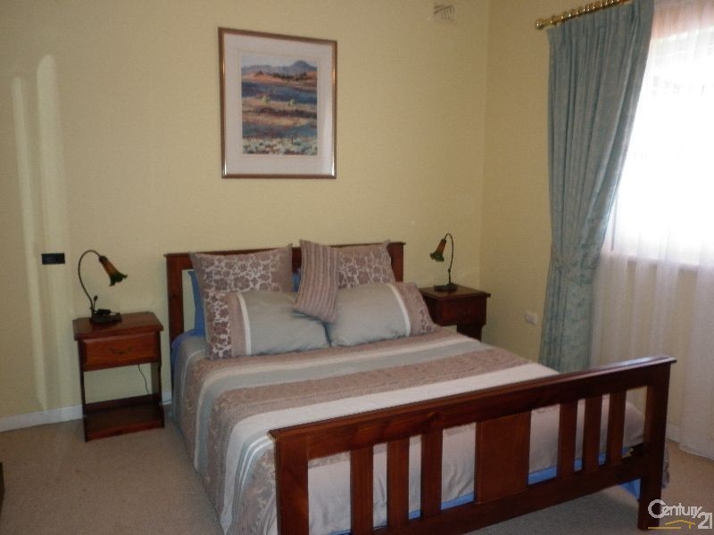 12 Halton Street, Enfield SA 5085