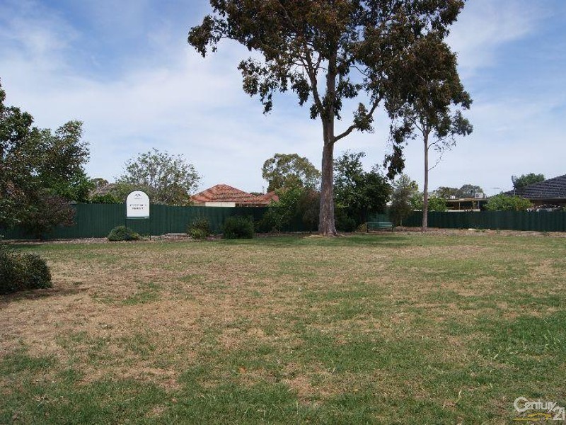 33 Markwick Crescent, Campbelltown SA 5074