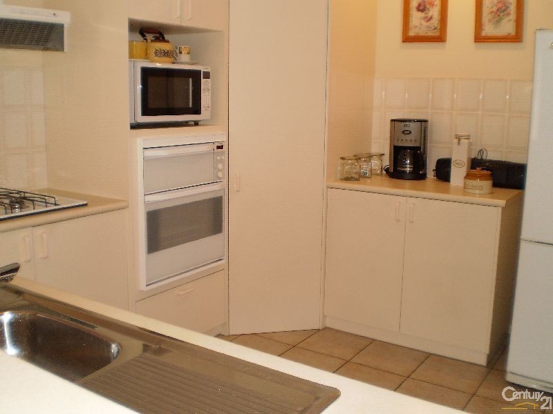 14 Woodland Drive, Oakden SA 5086