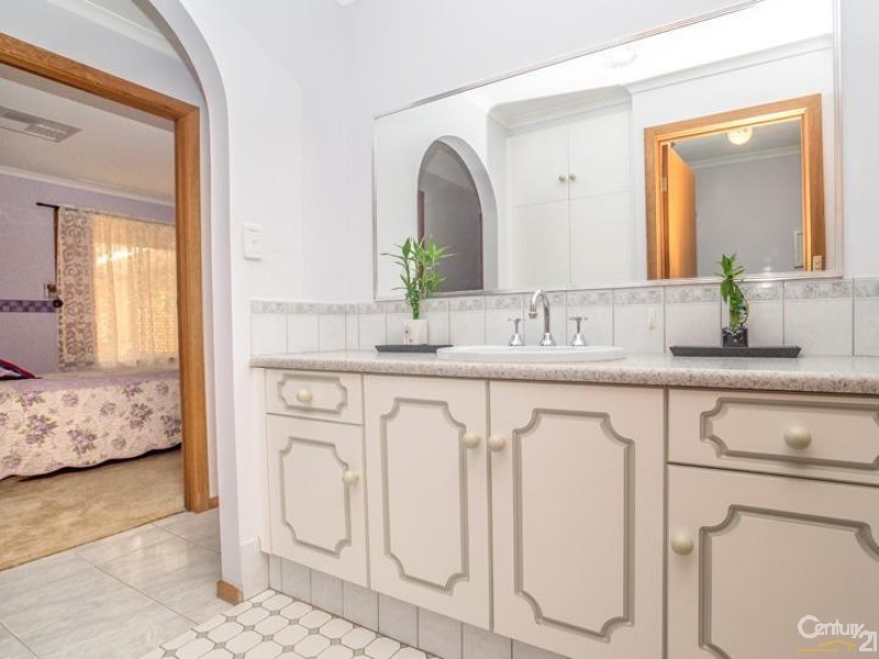 16 Begonia Street, Morphett Vale SA 5162