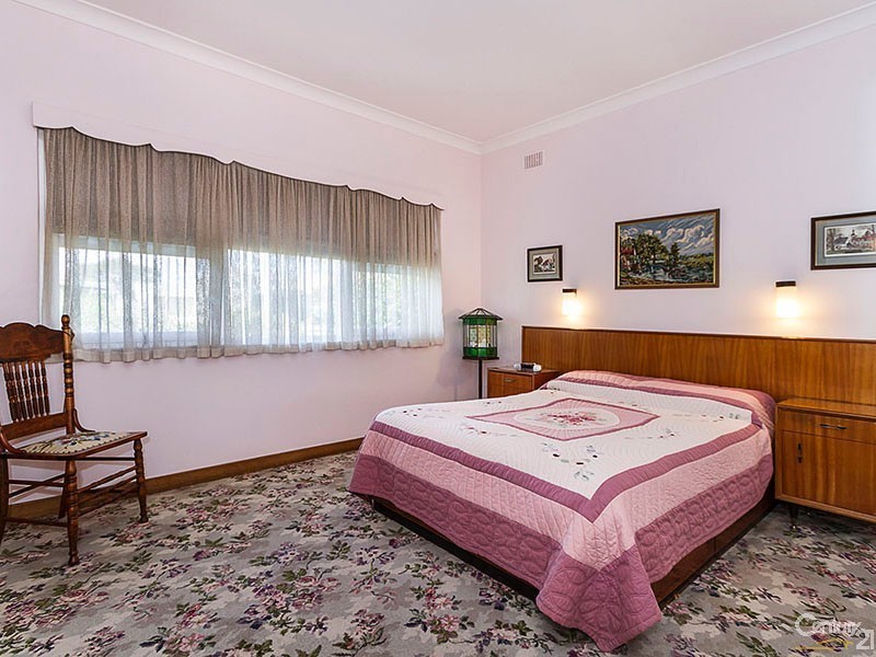 12 Francis Avenue, Broadview SA 5083