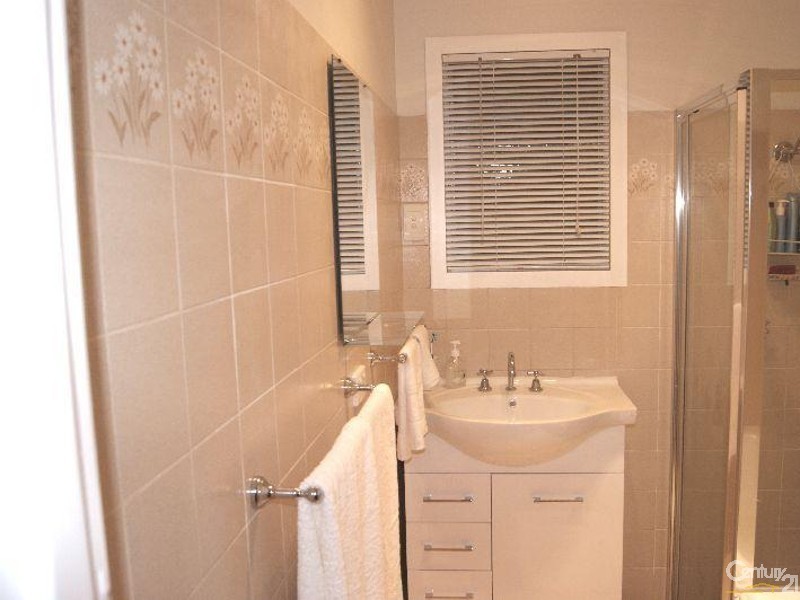 1 Pembury Grove, Felixstow SA 5070