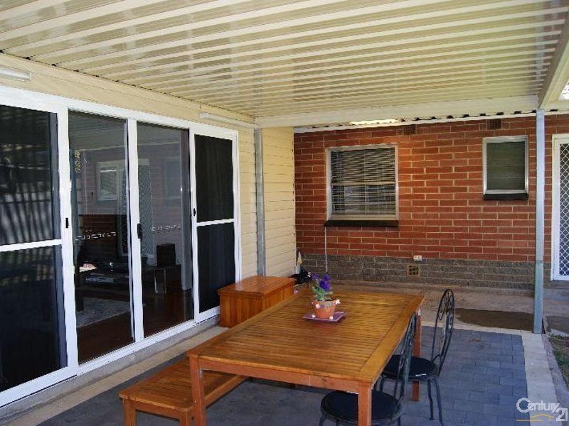 1 Pembury Grove, Felixstow SA 5070