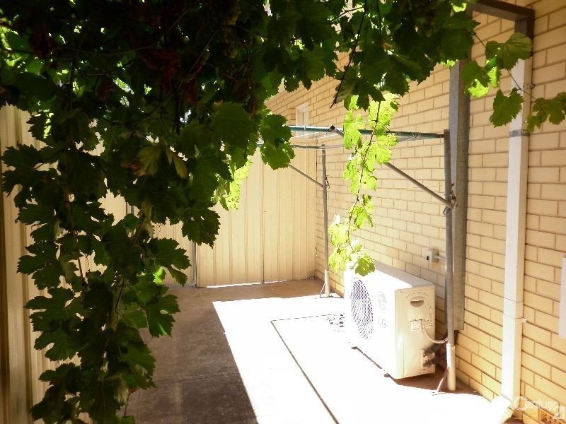 2/ 42 Third Avenue, St Morris SA 5068