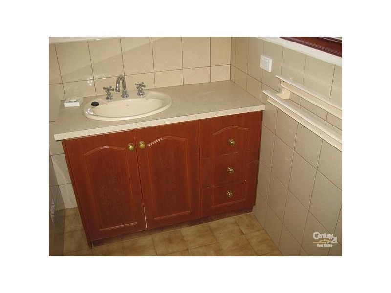 9B Pine Street, Campbelltown SA 5074