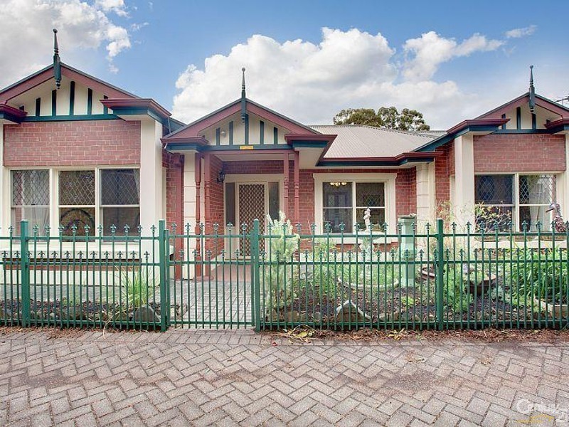 2/ 18 Peroomba Avenue, Kensington Gardens SA 5068