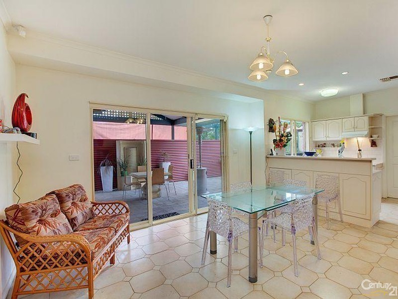 2/ 18 Peroomba Avenue, Kensington Gardens SA 5068