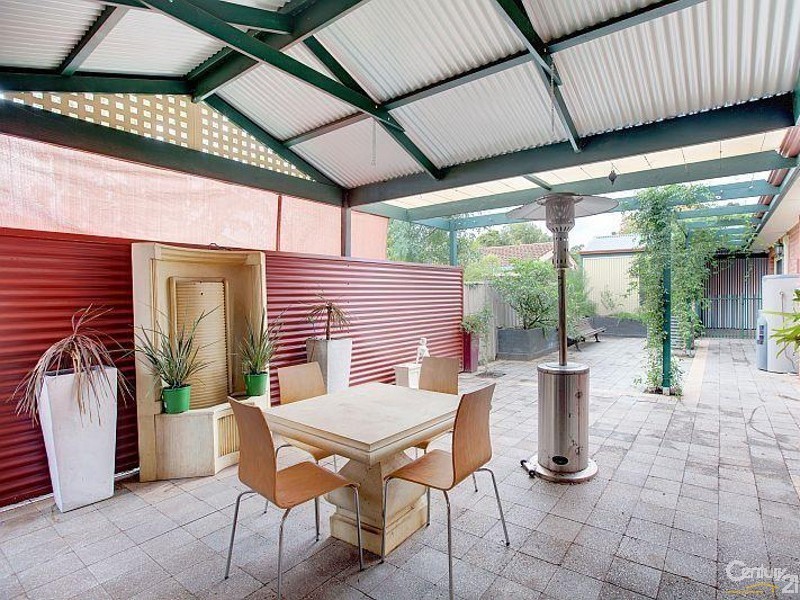 2/ 18 Peroomba Avenue, Kensington Gardens SA 5068