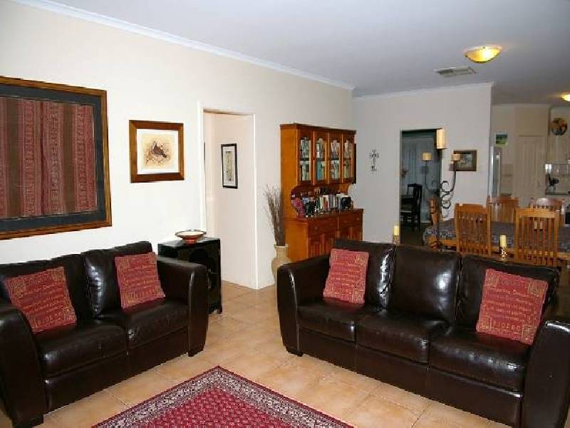 5 Ruby Street, Hope Valley SA 5090