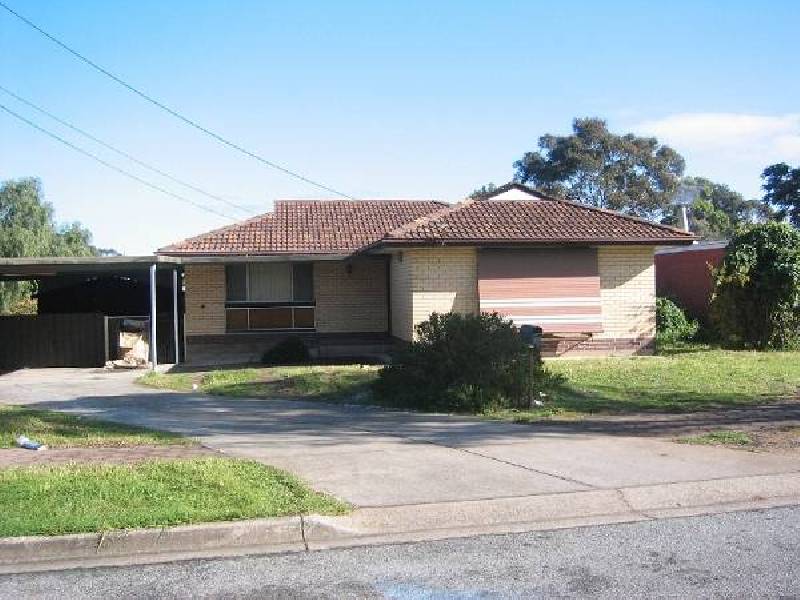 9 Lindsay Ave, Valley View SA 5093