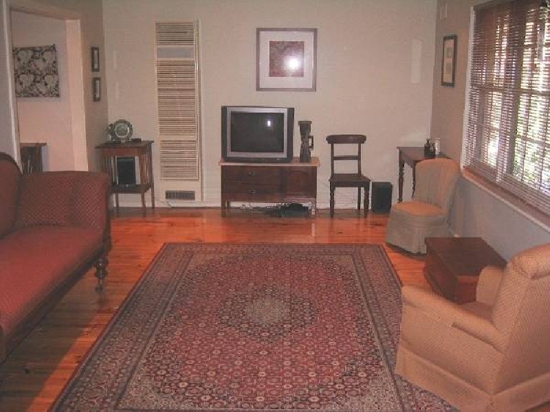 17 Tregeagle Ave, Tea Tree Gully SA 5091