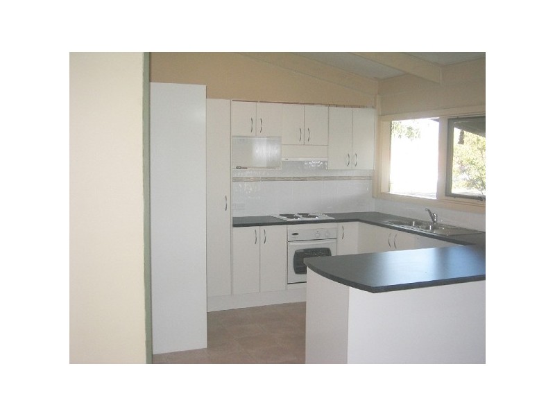17 Cooinda Ave, Redwood Park SA 5097